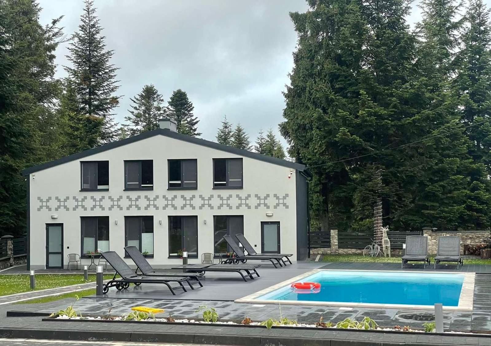 Aparthotel Феєрія Лісу à Skhidnytsia Extérieur photo