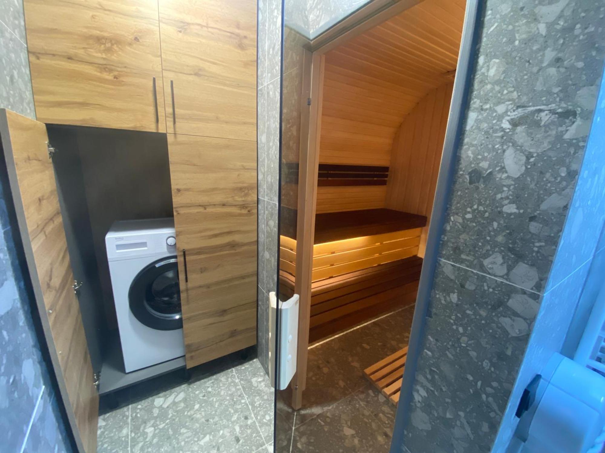 Aparthotel Феєрія Лісу à Skhidnytsia Extérieur photo