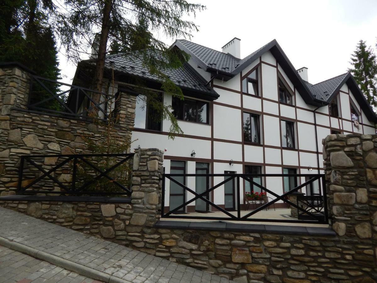 Aparthotel Феєрія Лісу à Skhidnytsia Extérieur photo