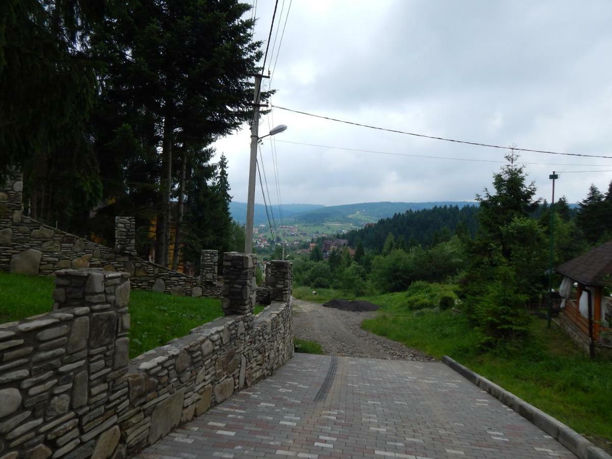 Aparthotel Феєрія Лісу à Skhidnytsia Extérieur photo