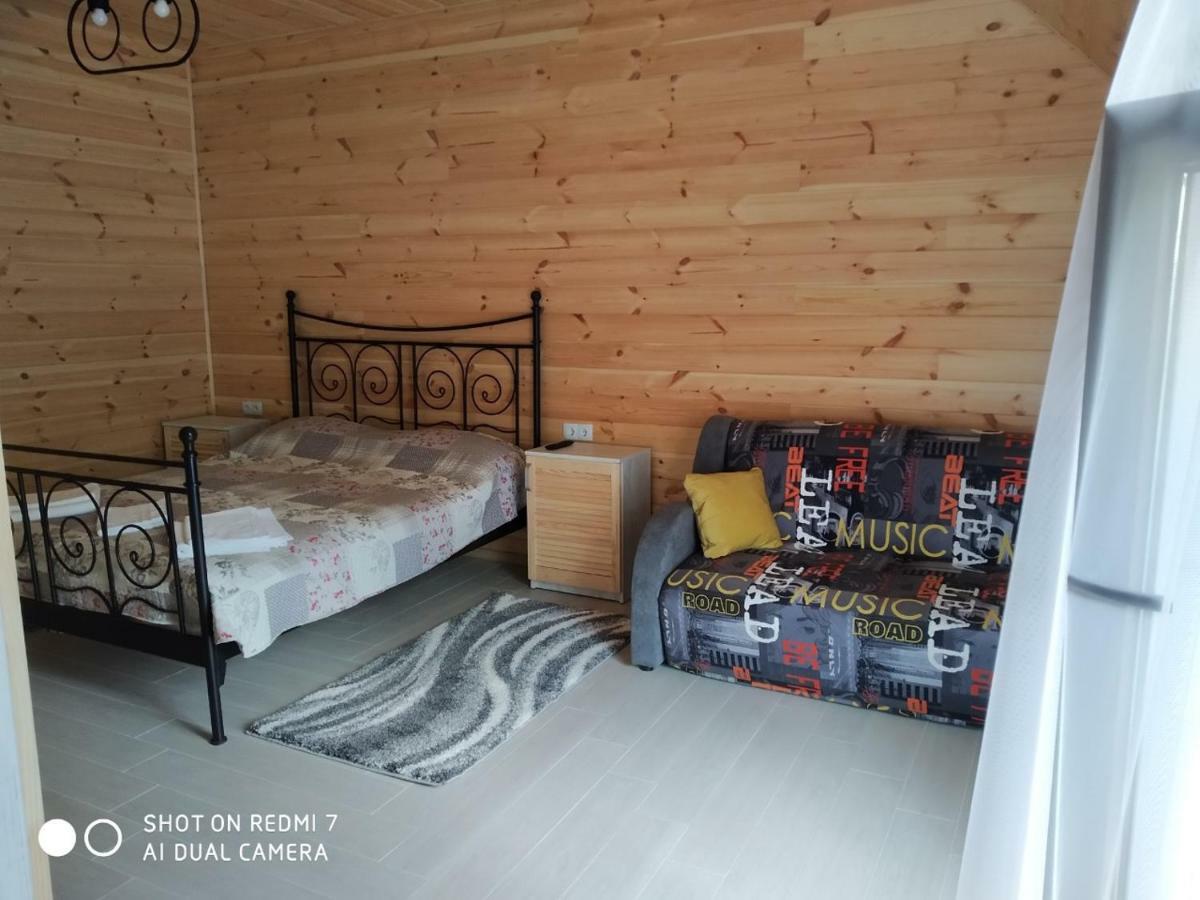 Aparthotel Феєрія Лісу à Skhidnytsia Extérieur photo